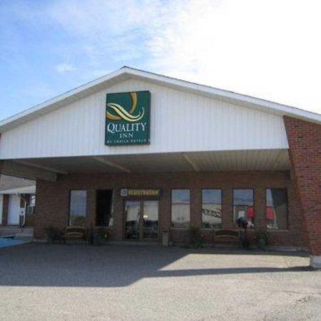 Quality Inn New Liskeard Екстериор снимка